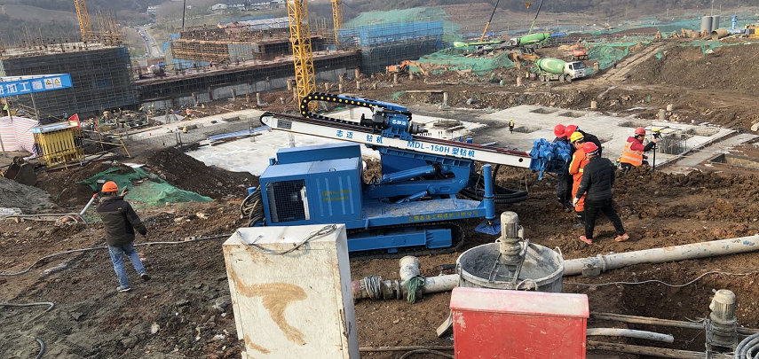 江蘇南京江寧區(qū)、囊式擴(kuò)大頭錨桿施工現(xiàn)場(chǎng)